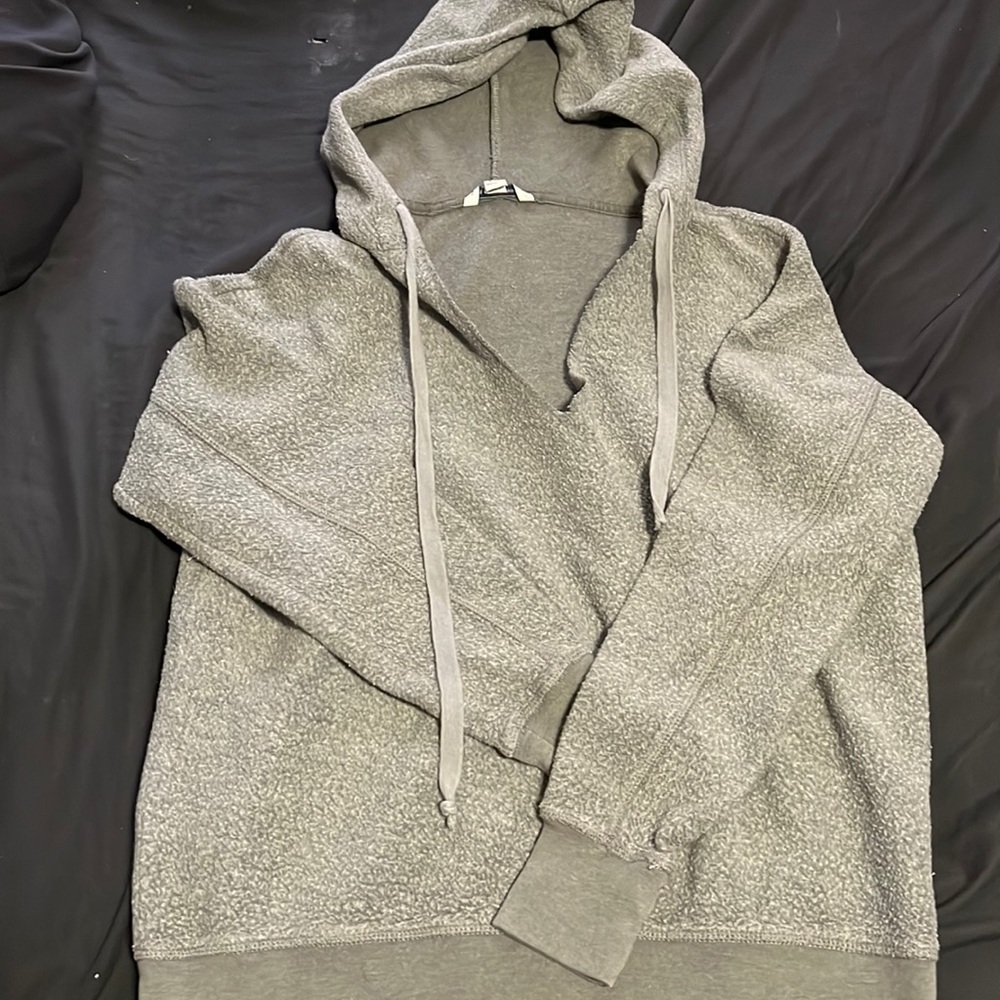 Reversed Cropped Hoodie